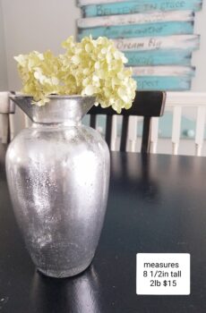 Stunning Mercury Looking Glass Vase – Elegant & Timeless