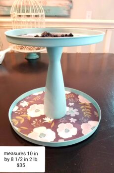 2-Tier Metal & Wood Decorated Pedestal