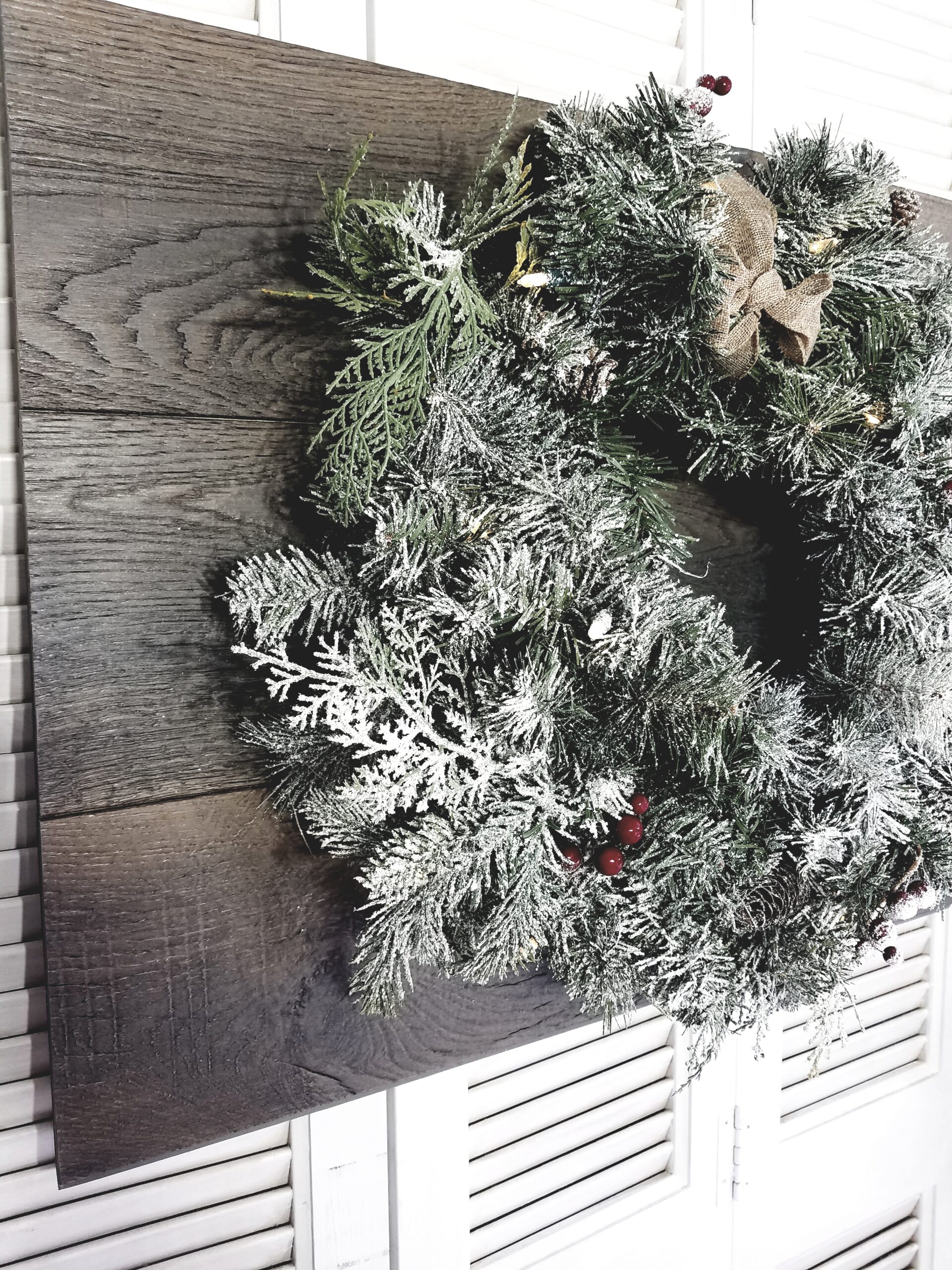Christmas Lighted Wreath on Gray Rustic Wood - Image 2
