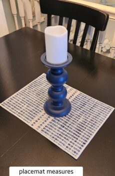 Blue & White Decorative Placemat – 17" x 12" Table Centerpiece Mat