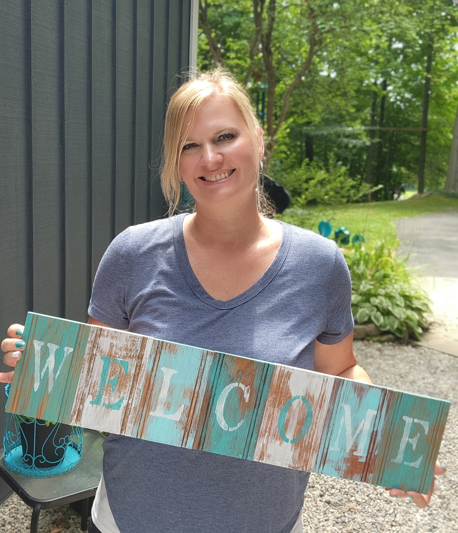 "Welcome" Solid Wood Wall Hanging Sign - Image 3