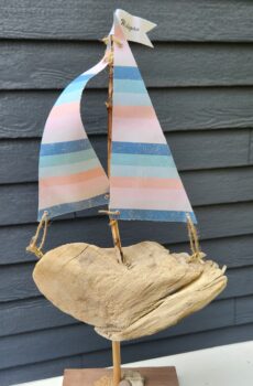 Handcrafted Sailboat Figurine with Michigan Flag – A Unique Driftwood Creation
