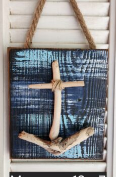 Driftwood Anchor – Coastal Nautical Decor