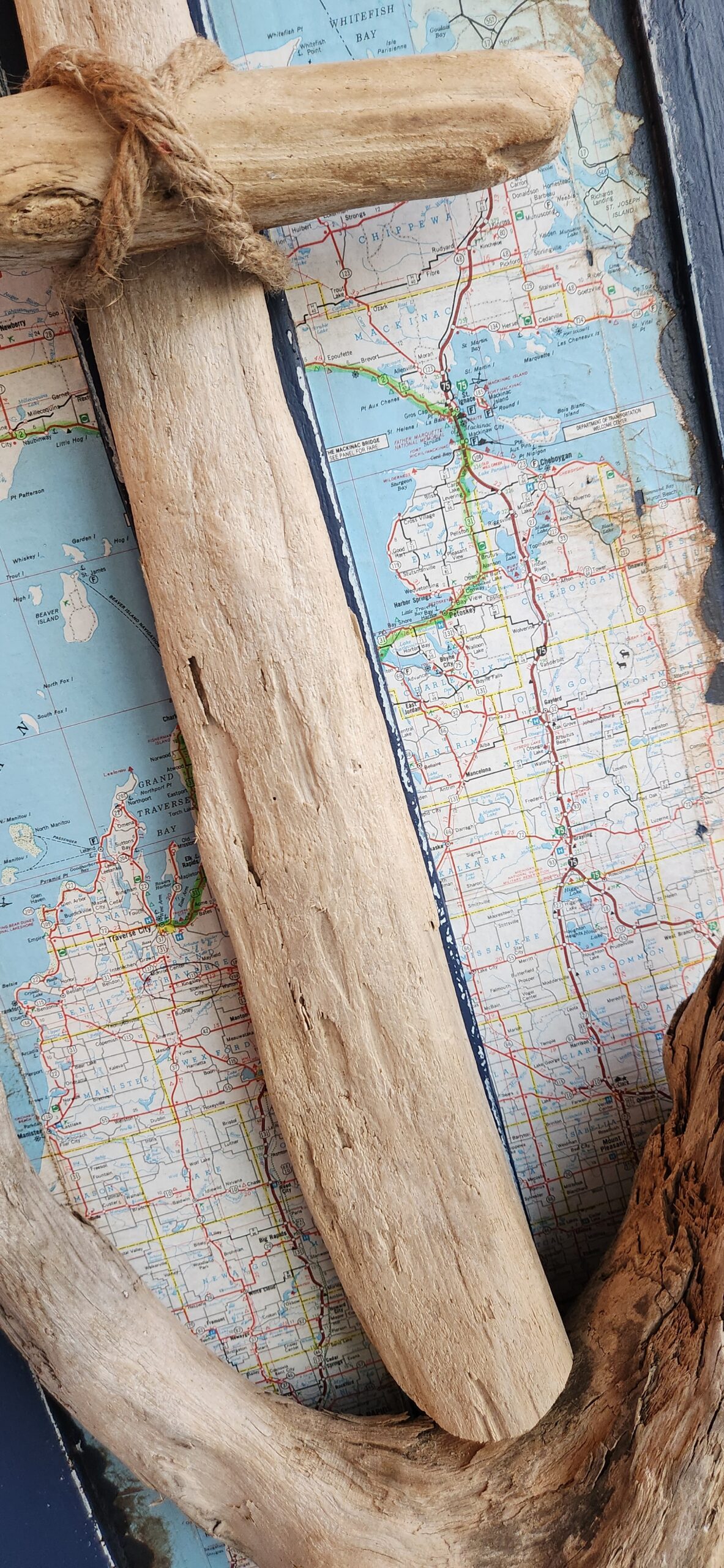 Driftwood Anchor with Michigan Map – Coastal Nautical Decor - Image 4