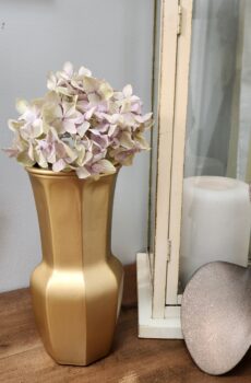 Elegant Gold Glass Vase – Timeless Luxury for Your Home