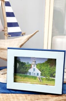 Blue & Teal 4x6 Picture Frame with Mission Point Lighthouse Photo – Coastal Elegance!