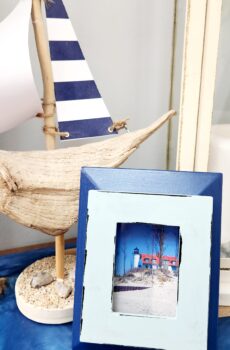 Blue & Teal 3x2 Picture Frame with Betsie Lighthouse Photo – Coastal Elegance!