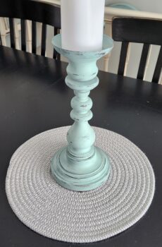 Gray & White Decorative Placemat – 15" x 15" Table Centerpiece Mat