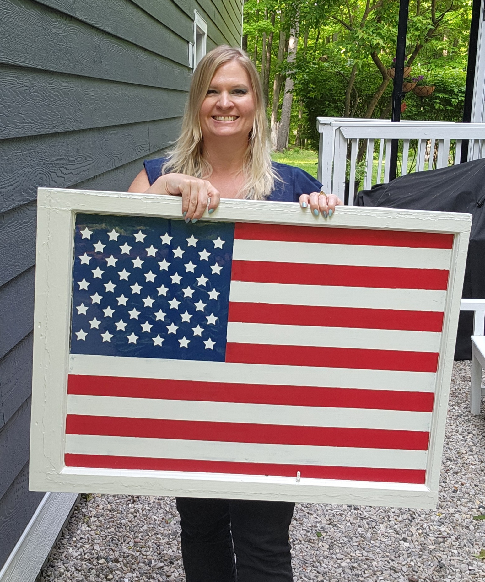 Hand-Painted USA Flag on Antique Window – A True Patriotic Treasure! - Image 5