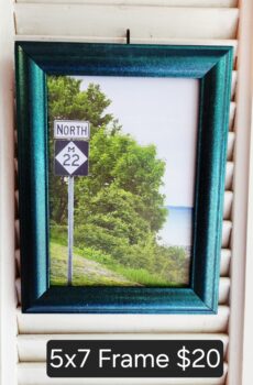 5x7 Solid Wood Picture Frame Wall Hanging with Iconic M-22 Photo