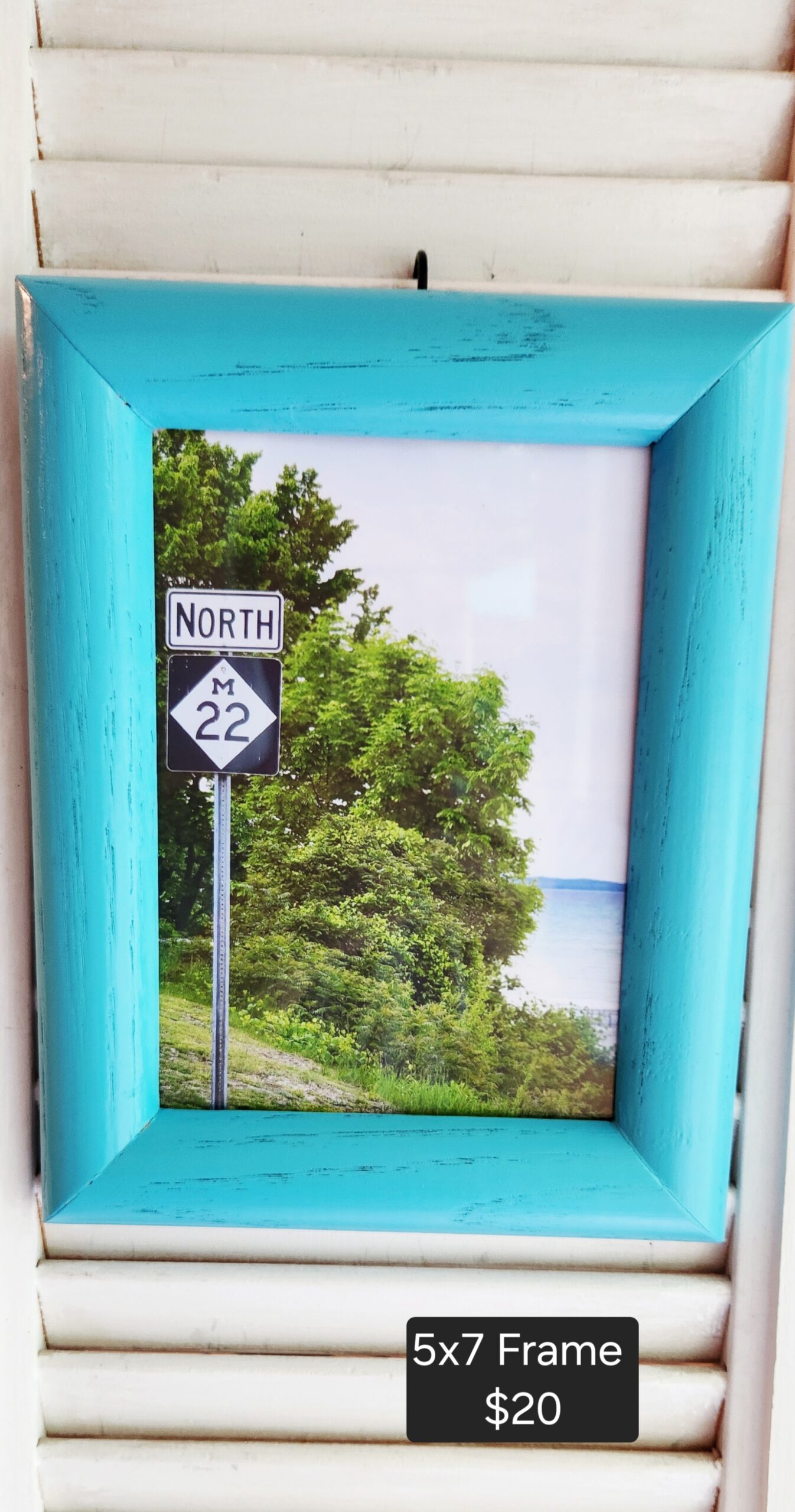 Solid Wood Wall Hanging 5x7 Frame with M-22 Photo - Image 4