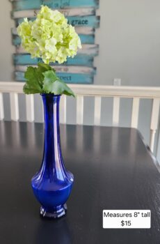 Cobalt Blue Glass Vase – Bold & Elegant Home Décor Accent