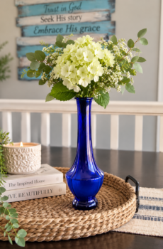 Cobalt Blue Glass Vase – Bold & Elegant Home Décor Accent